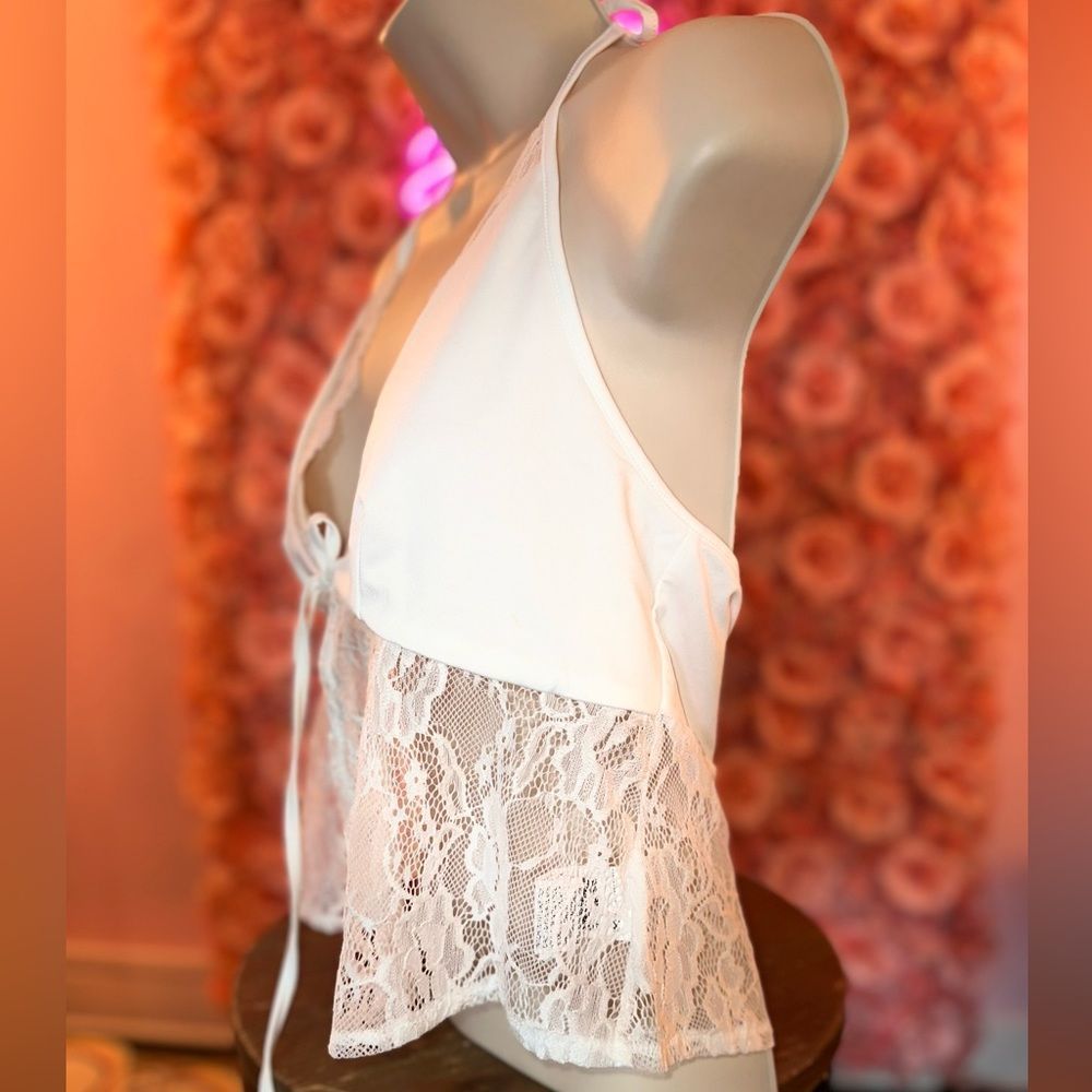 SHEIN (Medium) 🥳 5/$15 🥳 White Lace Tied Crop Top - Picture 4 of 6